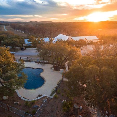 Joshua Creek Ranch Hotel เบอร์นี ภายนอก รูปภาพ