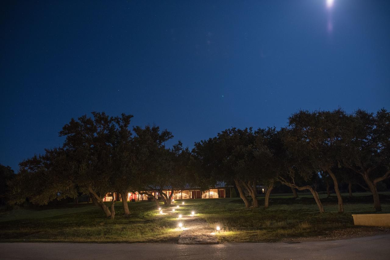 Joshua Creek Ranch Hotel เบอร์นี ภายนอก รูปภาพ