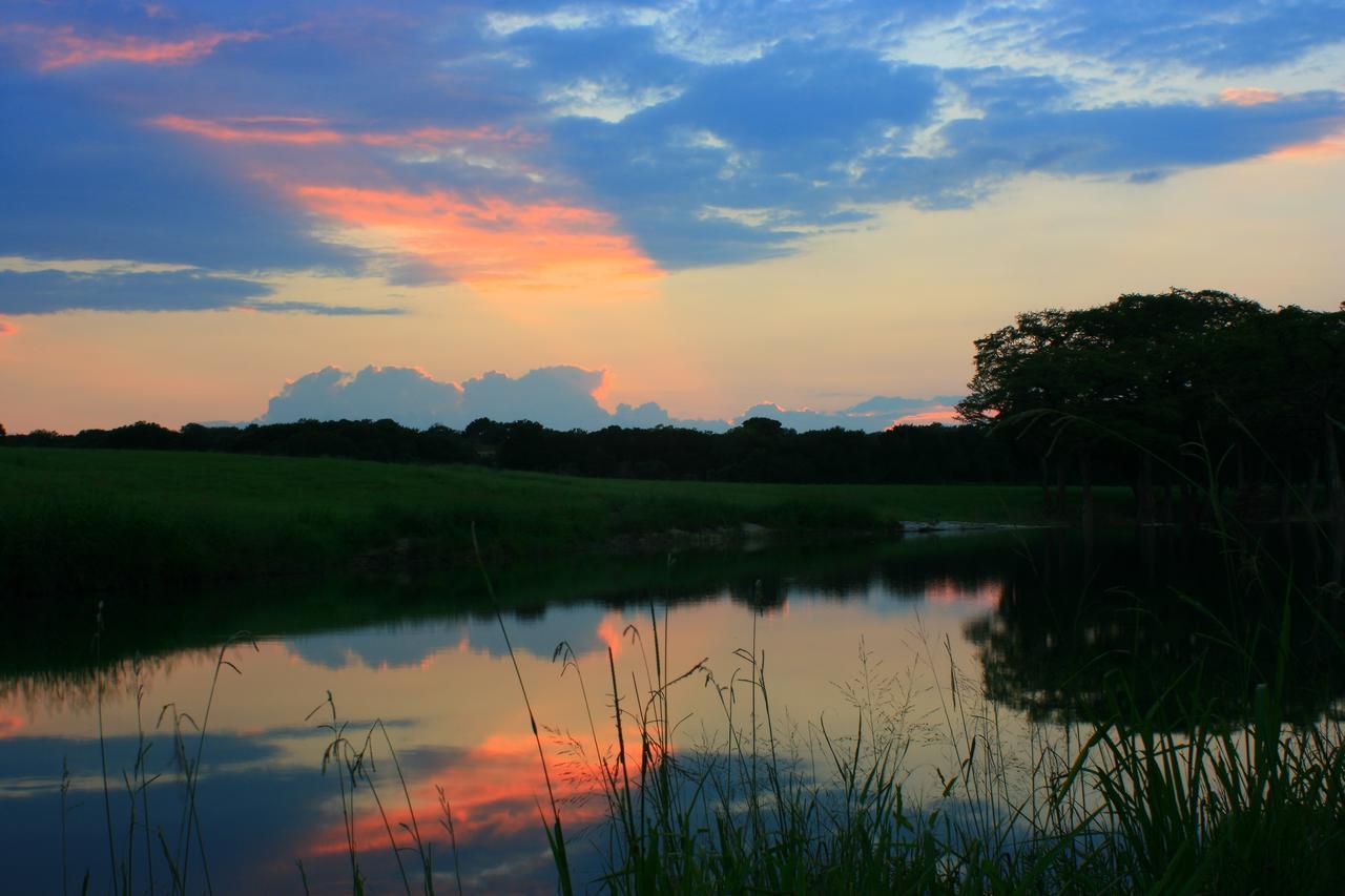 Joshua Creek Ranch Hotel เบอร์นี ภายนอก รูปภาพ